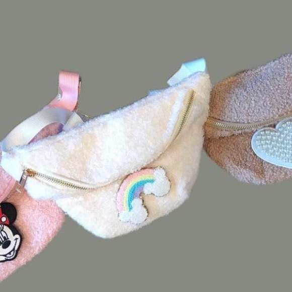 Brand new Nylon Belt Bag Fanny Pack with Disney patches ready to ship - Picture 7 of 7